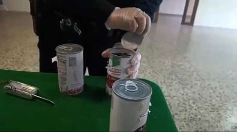 Descubren más de 21 kilos de marihuana ocultos en latas de fríjoles en Bogotá