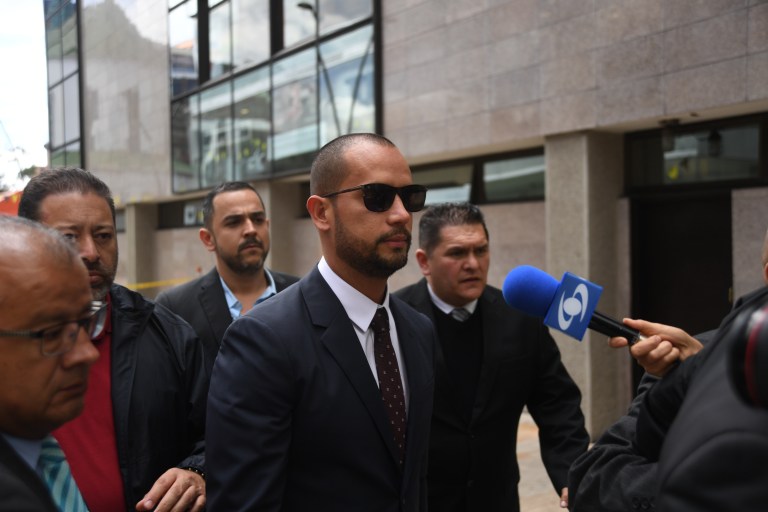 “Me abstengo de contestar”: así declaró Diego Cadena en la Fiscalía por el caso Uribe