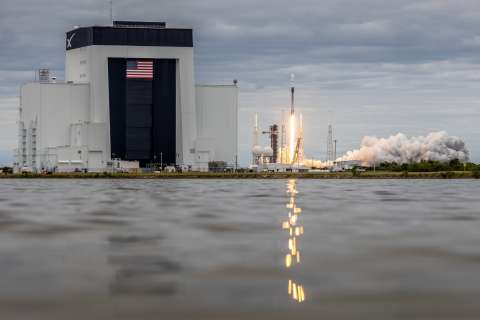 ¿SpaceX en venta? Esta sería la oferta pública que estaría considerando