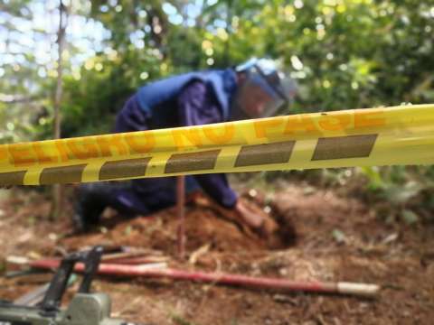 JEP recibe información sobre el impacto de las minas antipersonal