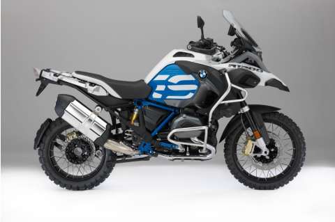 BMW presentó una variante de su motocicleta insignia