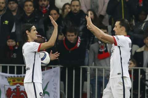 Con goles de Ibrahimovic y Cavani, PSG goleó al Niza