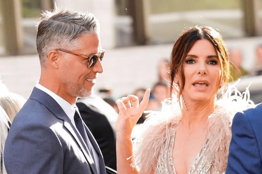 Sandra Bullock