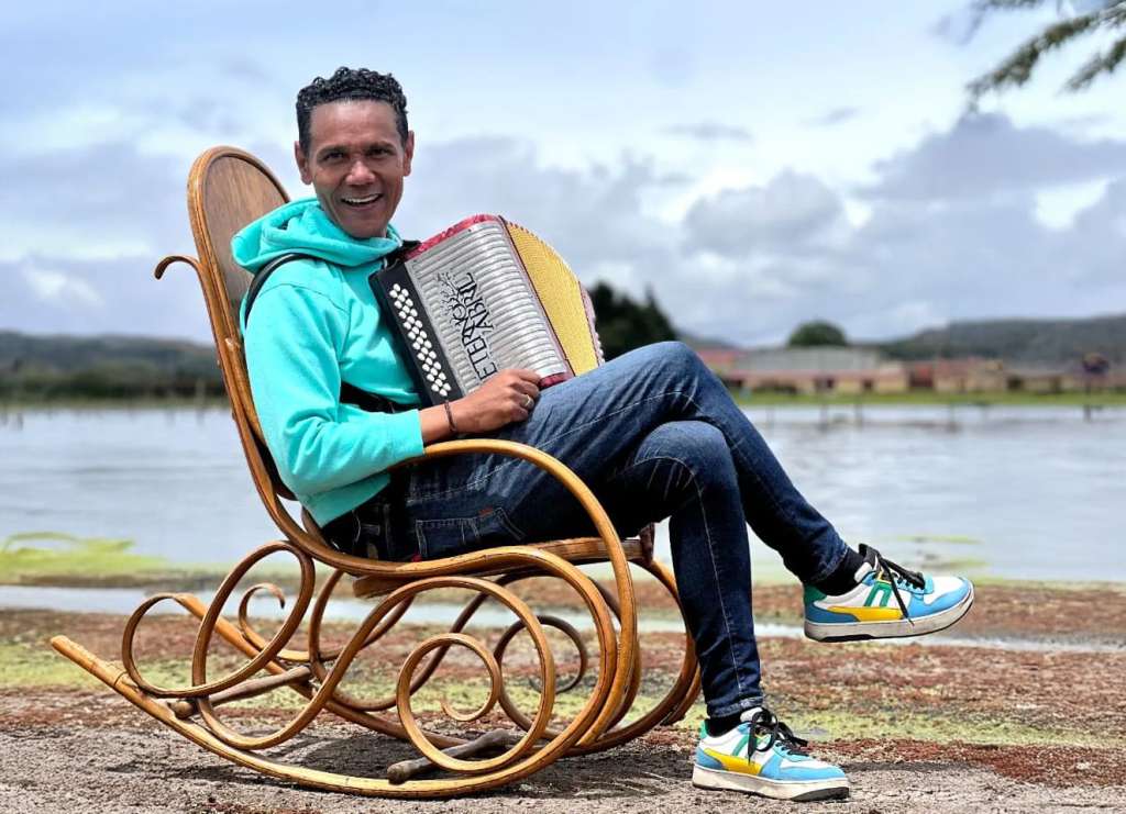 El artista vallenato dialogó con Vea y contó los retos que ha enfrentado en sus 25 años de carrera. Además, reveló la particular anécdota cuando actuó por primera vez, entre otros detalles.