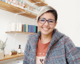 Ella crea espacios formativos para mujeres a partir de la técnica crochet