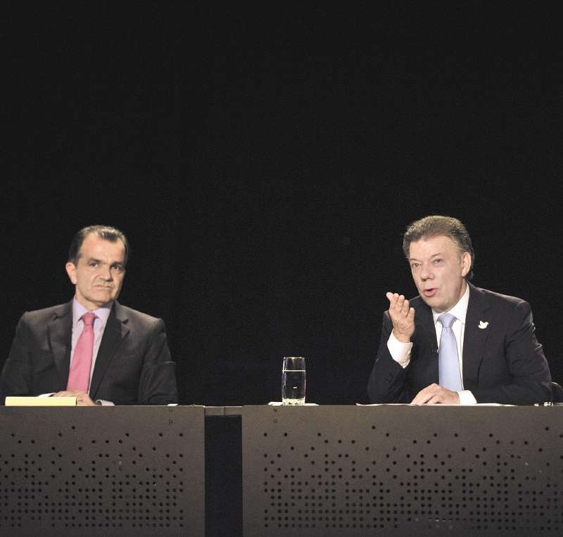 EL ESPECTADOR. DEBATE DE CANDIDATOS PRESINDENCIALES EN RCN
FOTOS: ANDRÉS TORRES