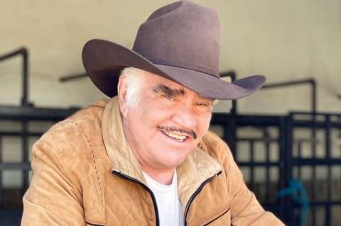 “Está sedado”: Vicente Fernández sufrió aparatoso accidente en su rancho