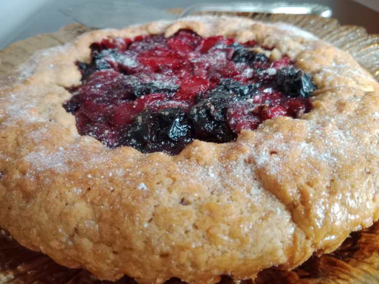 “Sospecha de ciruelas”, un roscón inspirado en un relato de Agatha Christie