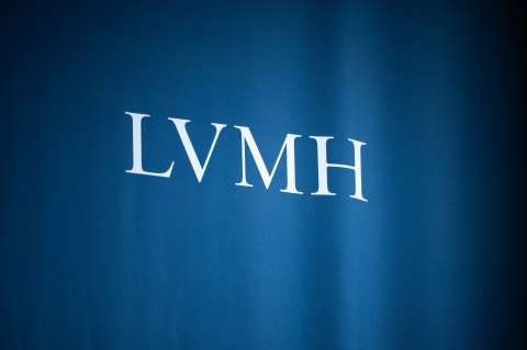 La sueca Hodakova gana el concurso de jóvenes talentos de moda del grupo LVMH