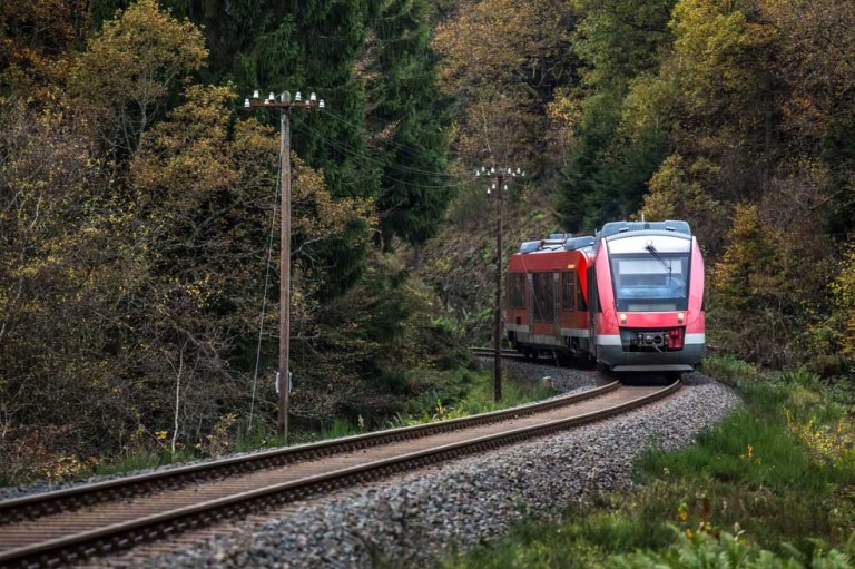 Dos APP para trenes ligeros