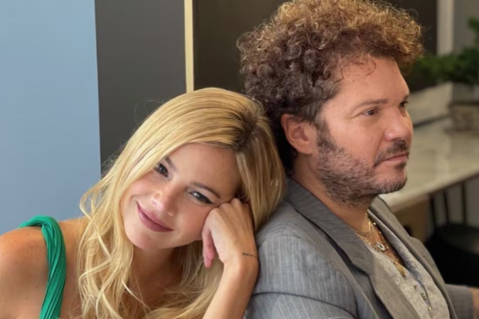 Cabas habló de su relación con Johana Bahamón tras 17 años de separación
El cantante y la exactriz, quienes tuvieron un hijo, han demostrado que mantienen una buena relación.