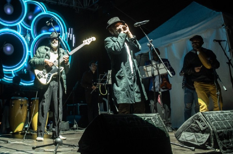 Son Callejero: salsa en clave de superación