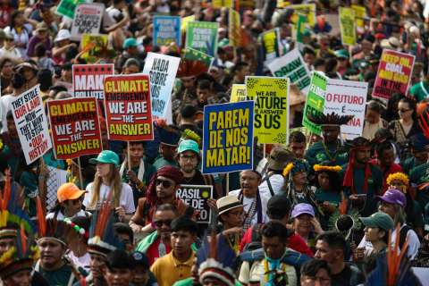 La petición de más 900 parlamentarios del mundo sobre el petróleo, el gas y el carbón