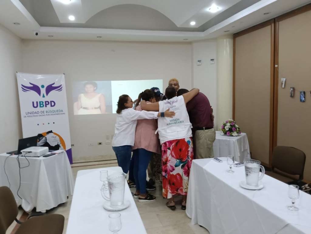 Reencuentro de Cristian y su familia materna