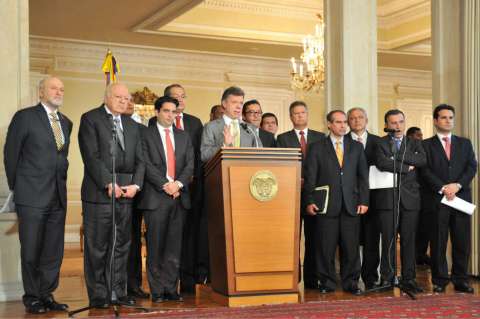 Entre competencia y polarización, contexto del gobierno Santos