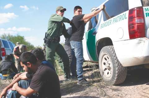 Inmigrantes mexicanos legales son los que menos solicitan la ciudadanía de EE.UU