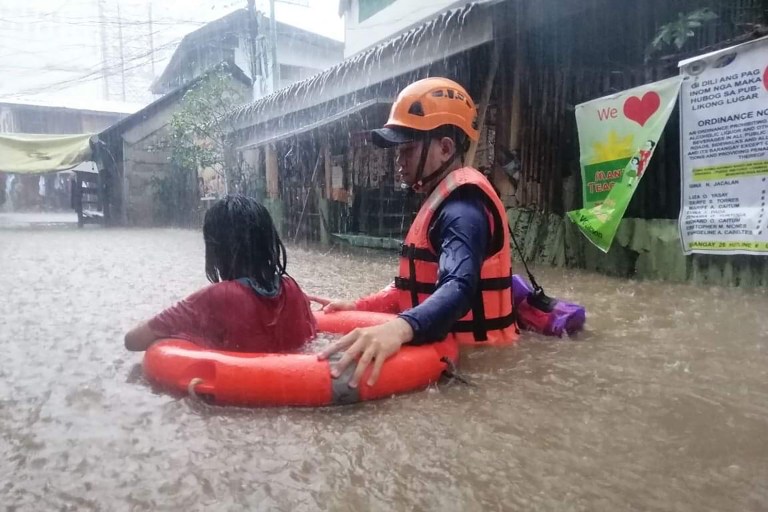 Las impresionantes imágenes del supertifón que dejó más de 30 muertos en Filipinas