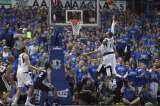 Los Mavericks ganan y toman ventaja en la serie contra los Spurs