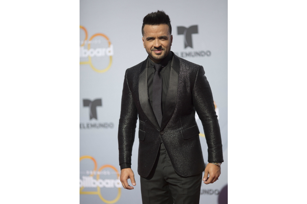Luis Fonsi fue uno de los triunfadores en la ceremonia de entrega de los premios Billboard 2018. / EFE
