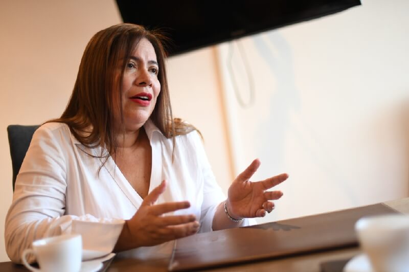Astrid Arrieta denuncia: "Lo peor es que los niños se están suicidando. En Barranquilla se presentó un intento de suicidio de un niño de siete años, lo cual debe prender las alarmas completas”. / José Vargas