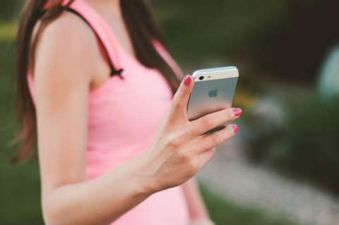 Mujeres sedujeron y robaron a hombres tras citarlos por Tinder