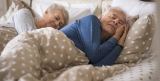 ¿Por qué un adulto mayor no puede dormir?