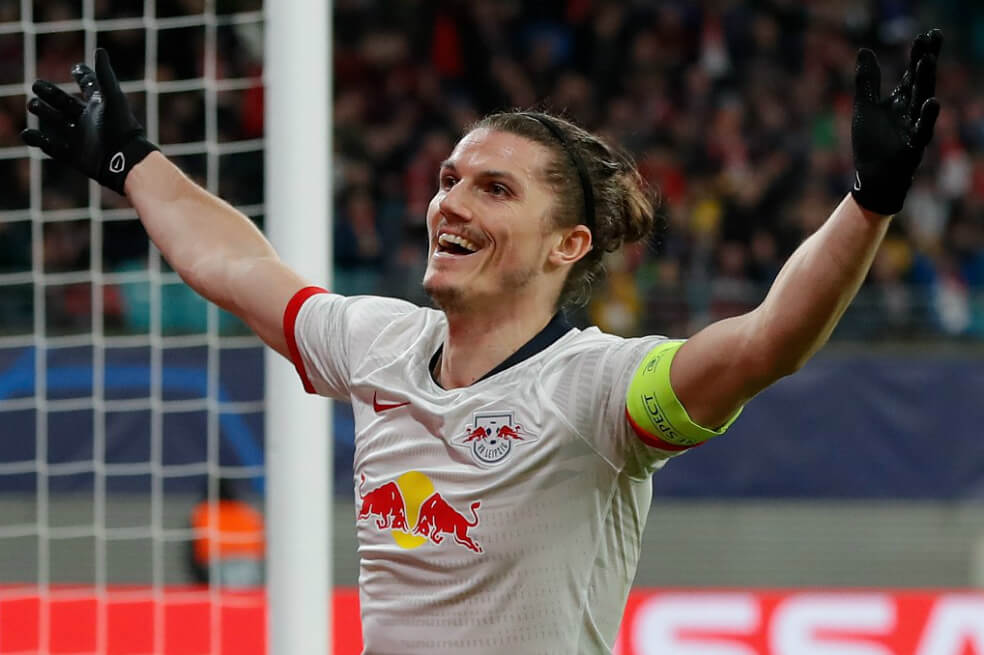 El austriaco Marcel Sabitzer anotó dos tantos en el triunfo del Leipzig. / AFP