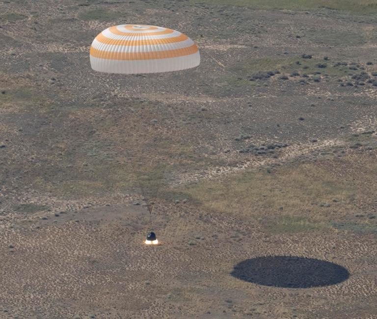 En imágenes: así fue el regreso de tres astronautas de la Estación Espacial Internacional