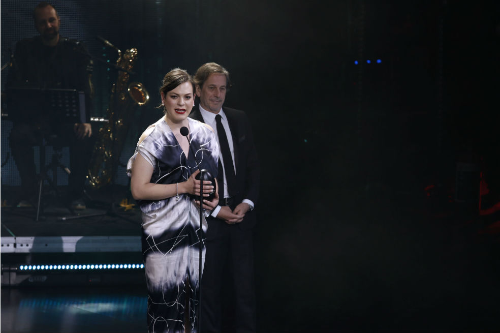 Daniela Vega, ganadora en la categoría a mejor actriz, en la pasada edición de los Premios Fénix. / Cortesía Secretaría de Cultura Ciudad de México/ Milton Martínez.