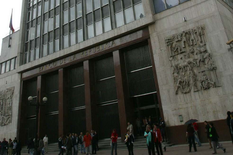 La política del Banco de la República, de mantener bajas tasas de intervención, refleja una inflación moderada.  / Archivo