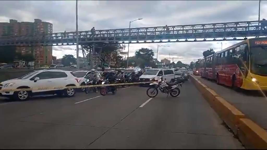 Problemas de movilidad en la NQS con calle 45.