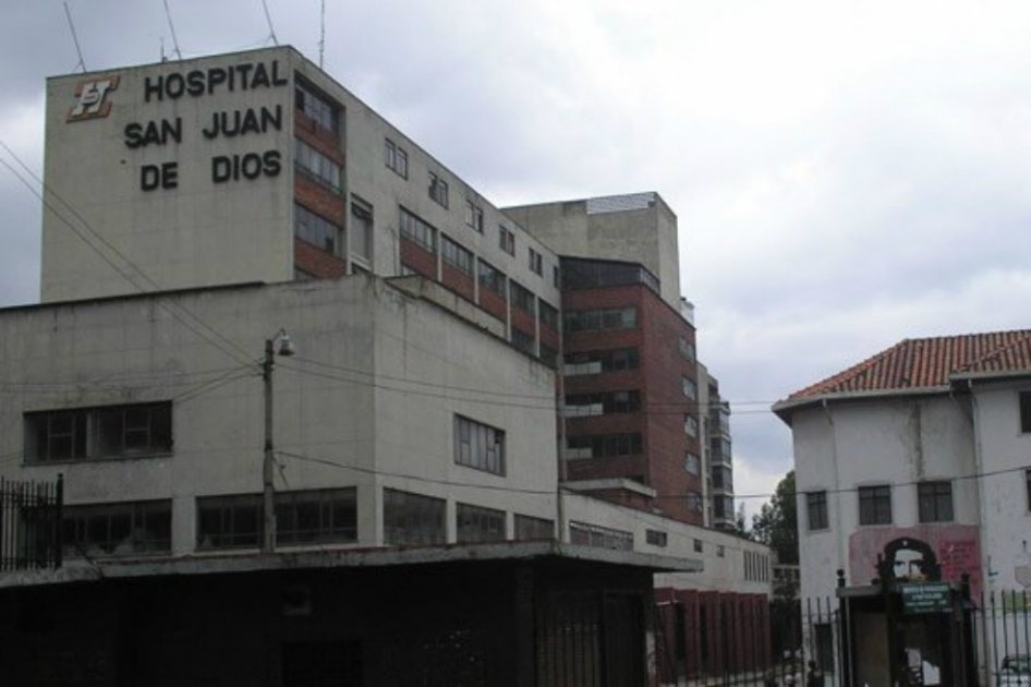El hospital San Juan de Dios dejó de operar en 2001. / Archivo El Espectador