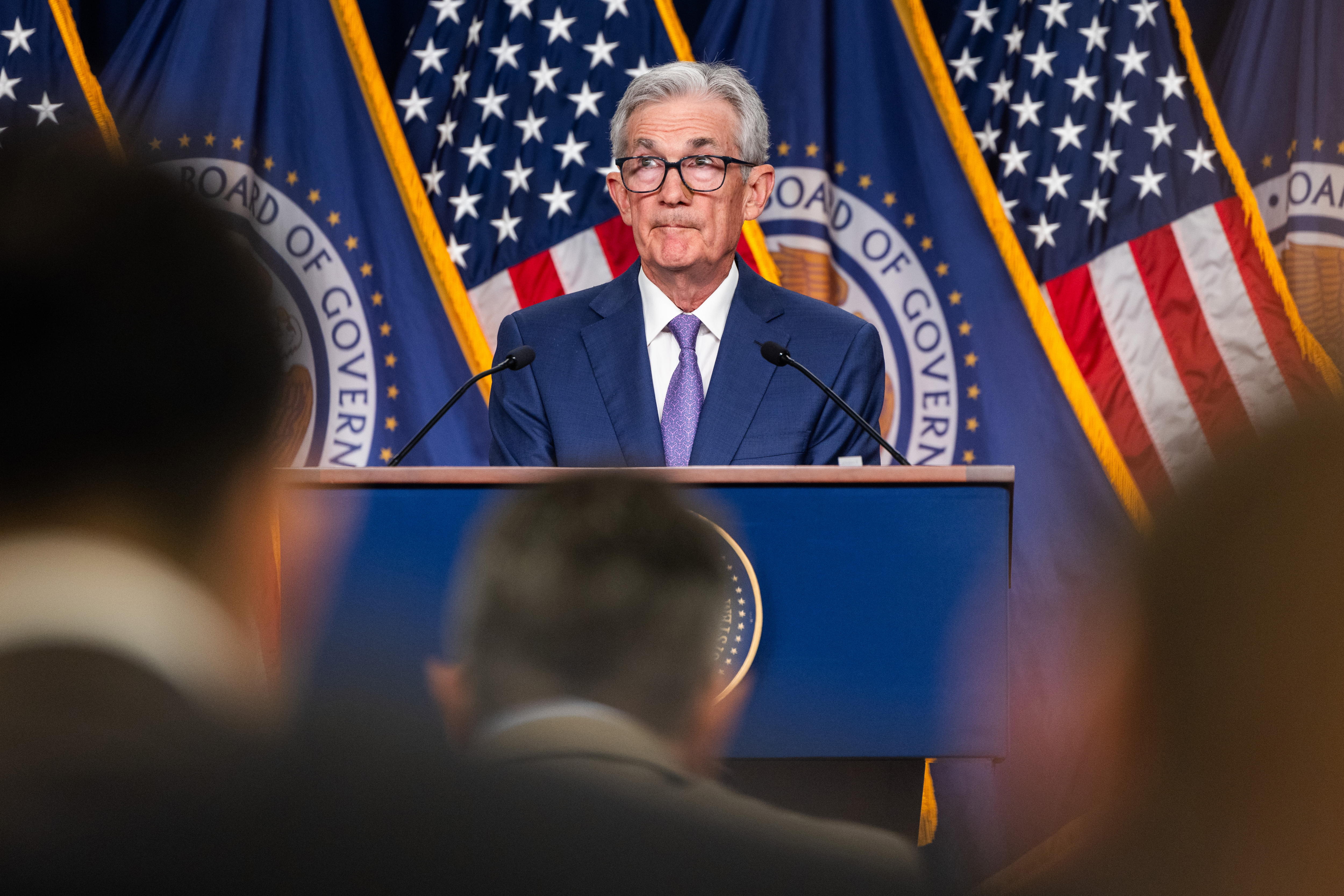 Washington (United States), 12/06/2024.- US Federal Reserve Board Chairman Jerome Powell speaks to reporters after the Fed once again refrained from raising interest rates following its two-day conference at the Federal Reserve in Washington, DC, USA, 12 June 2024. Policymakers are widely expected to begin cutting interest rates later in 2024. (Roma) EFE/EPA/JIM LO SCALZO