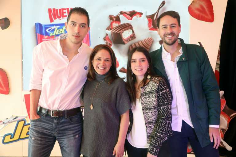 Sebastián Montoya, Regina Malo, Carolina Velásquez y Andrés Arango.