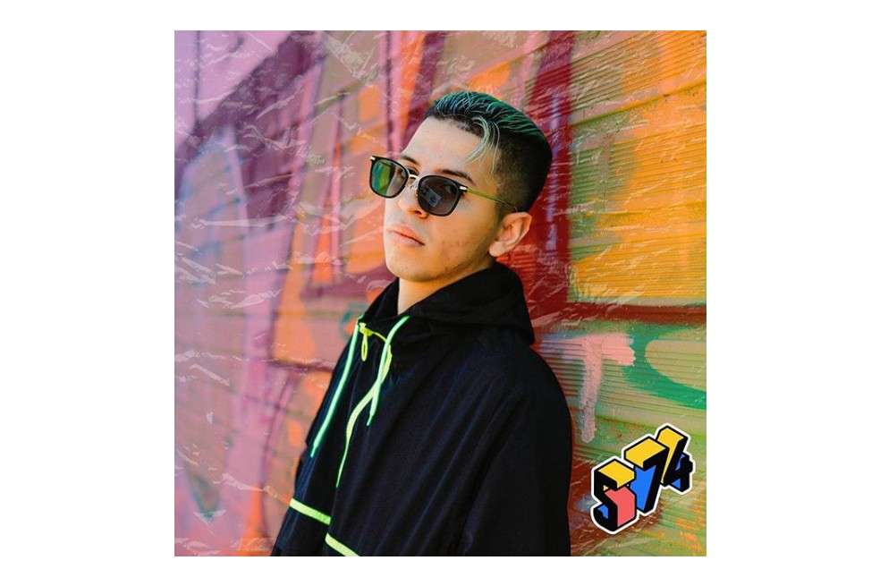 Slay Fox ha sido reconocido por componer letras para Manuel Turizo, Leo Santana, Jowel & Randy, entre otros.