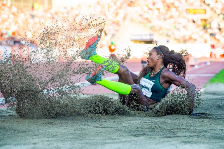 Caterine Ibargüen va por el doblete en la Liga de Diamante