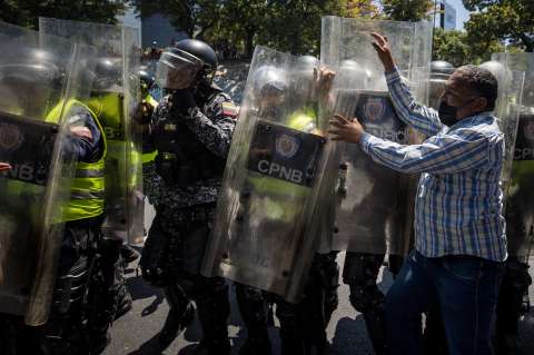 “Detenciones arbitrarias” en Venezuela bajaron más del 80 % en 2022, dice ONG