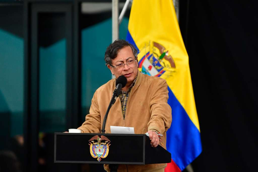 Presidente de la República durante la inauguración del nuevo edificio de la Facultad de Artes de la Universidad Nacional