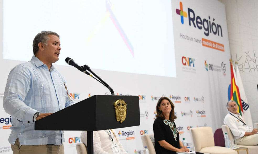 El Gobierno Duque tendrá seis meses para reglamentar la nueva norma que busca evitar la corrupción en el sector salud. / César Carrión - Presidencia