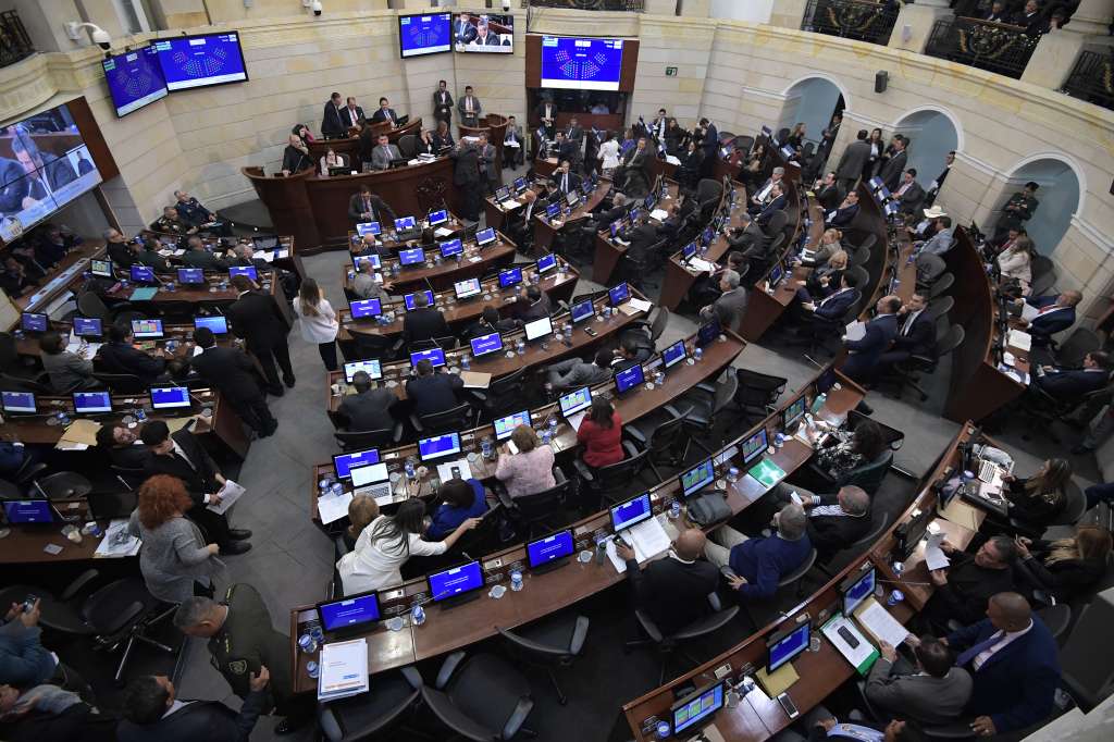Moción de censura al Ministro de Defensa Guillermo Botero, llevado a cabo en el Congreso de la República.