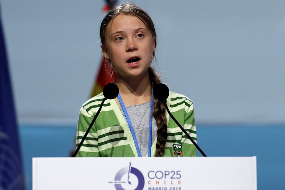 La activista sueca Greta Thunberg durante el plenario de la Cumbre Climática, en el segundo día de negociaciones de alto nivel para tomar medidas adicionales contra la emergencia climática este miércoles en Ifema en Madrid. / EFE