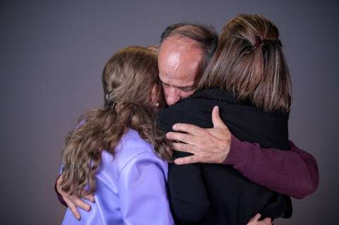 Jesuitas pedirán perdón a los hermanos Llano por los abusos de un sacerdote