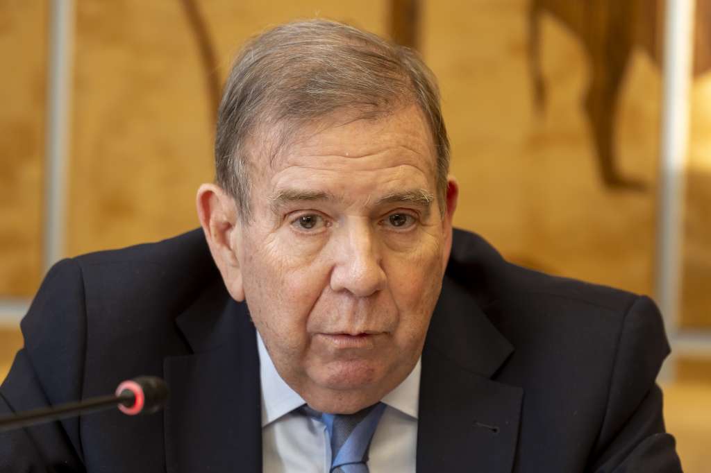 Geneva (Switzerland), 17/02/2025.- Leader of Venezuelian opposition Edmundo Gonzalez Urrutia, delivers a speech during a preview of the Geneva Summit for Human Rights and Democracy at the European headquarters of the United Nations in Geneva, Switzerland, 17 February 2025. The summit will take place on 18 February 2025. (Suiza, Ginebra) EFE/EPA/SALVATORE DI NOLFI