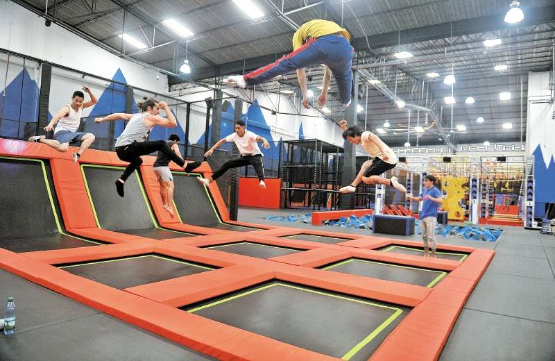 El parque contará con más de 100 trampolines interconectados. / Fotos: Óscar Pérez - El Espectador