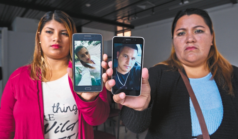  Ana Velasco, hermana de Katty Velasco; Elvia Villacis, hermana de Óscar Villacis. 