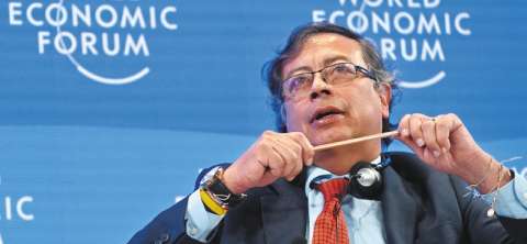 Petro ya llegó a Davos (Suiza) para participar del Foro Económico Mundial