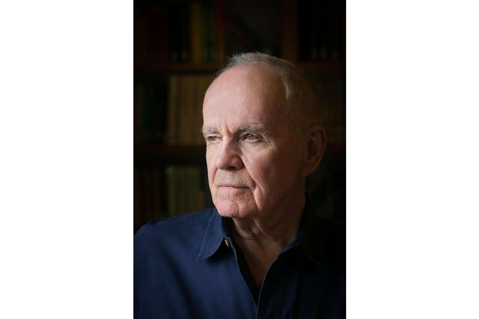 Fotografía del 12 de agosto de 2014 cedida por Beowulf Sheehan donde aparece el escritor Cormac McCarthy, ganador del premio Pulitzer.