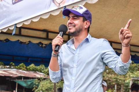Corte Suprema acusa al senador Álex Flórez por presunta violencia intrafamiliar