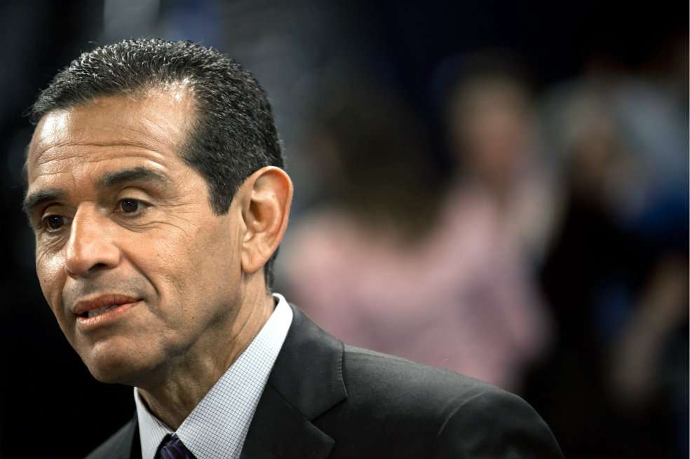 Antonio Villaraigosa, alcalde de Los Ángeles, será el encargado de abrir los discursos de la convención. / AFP