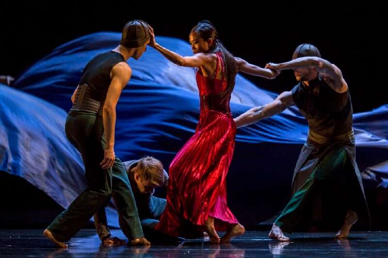 Una de las escenas de la obra “Tristán e Isolda”, del Ballet del Gran Teatro de Ginebra, bajo la dirección de Philippe Cohen. / Gregory Batardon